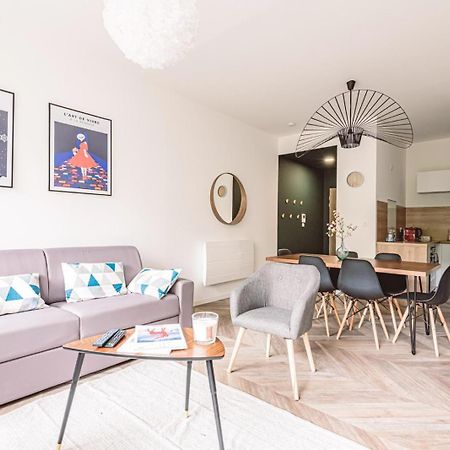 Appartement Henri Au Pied De La Cathedrale. à Reims Extérieur photo