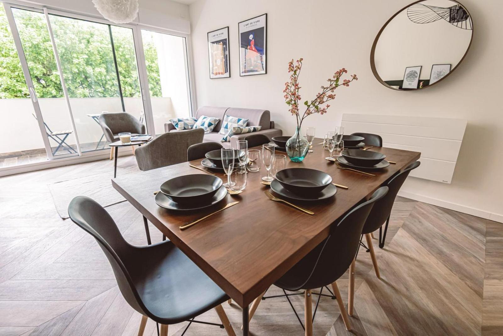 Appartement Henri Au Pied De La Cathedrale. à Reims Extérieur photo